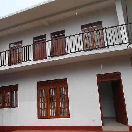 Sumudu Villa Хикадува Екстериор снимка
