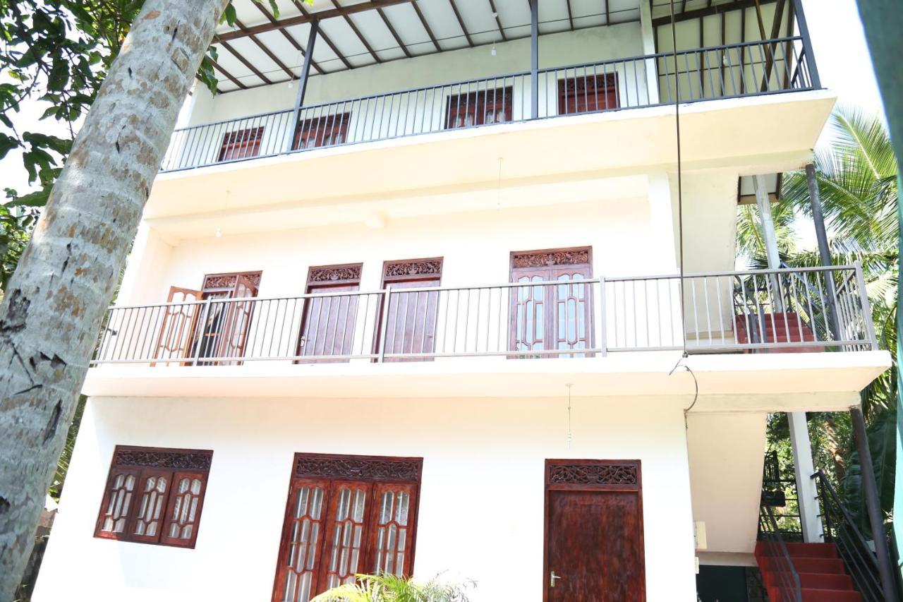 Sumudu Villa Хикадува Екстериор снимка